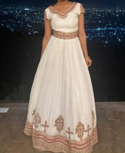 Sinidu Traditional Dress - Image 2